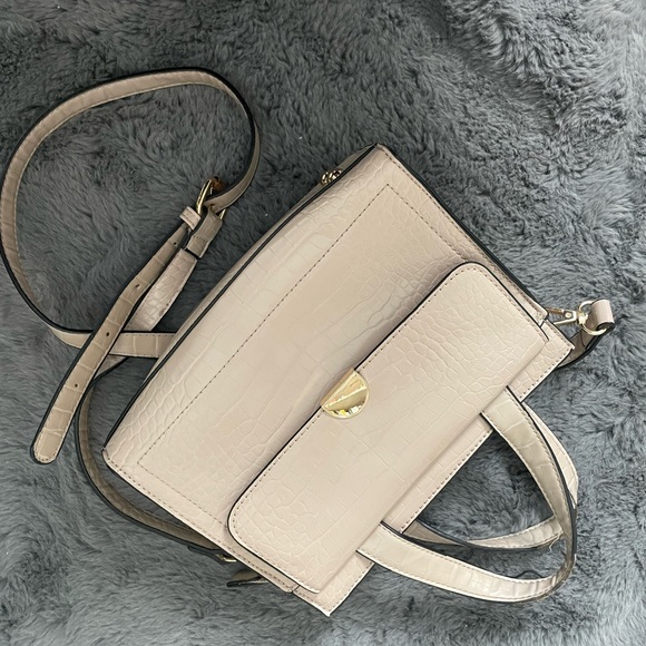 Pink faux croc skin bag - Picture 1 of 5